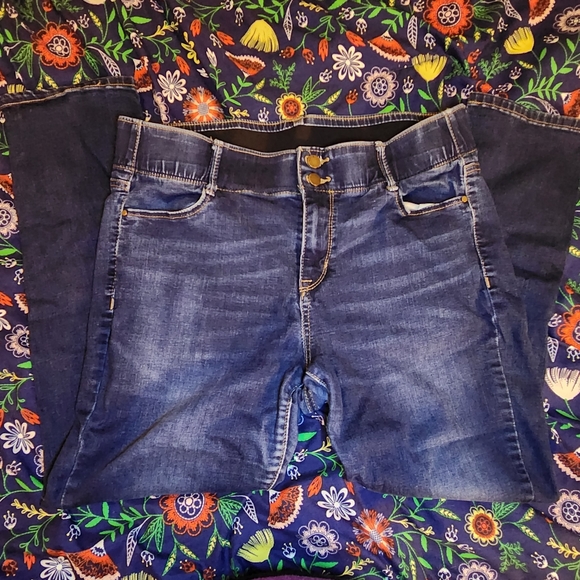 Apt. 9 Denim - Apt. 9 Midrise Straight Leg Jeans | Size 16 Short